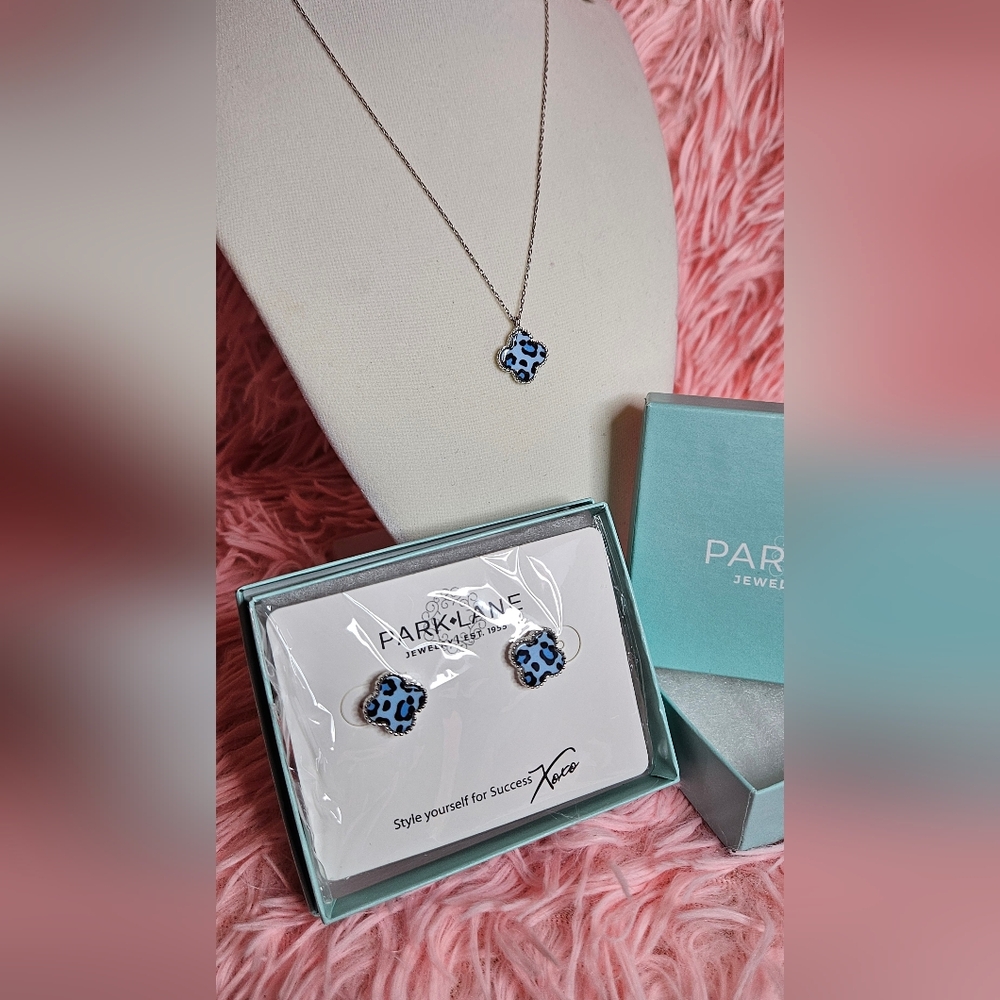 Park Lane Leopard Lana Set